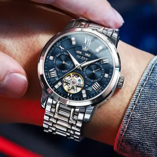 OLEVS 6701 Silver/Blue Review: flashy skeleton watch on a budget